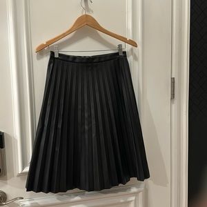 J.Crew Vegan black leather pleated skirt. Petite size 4